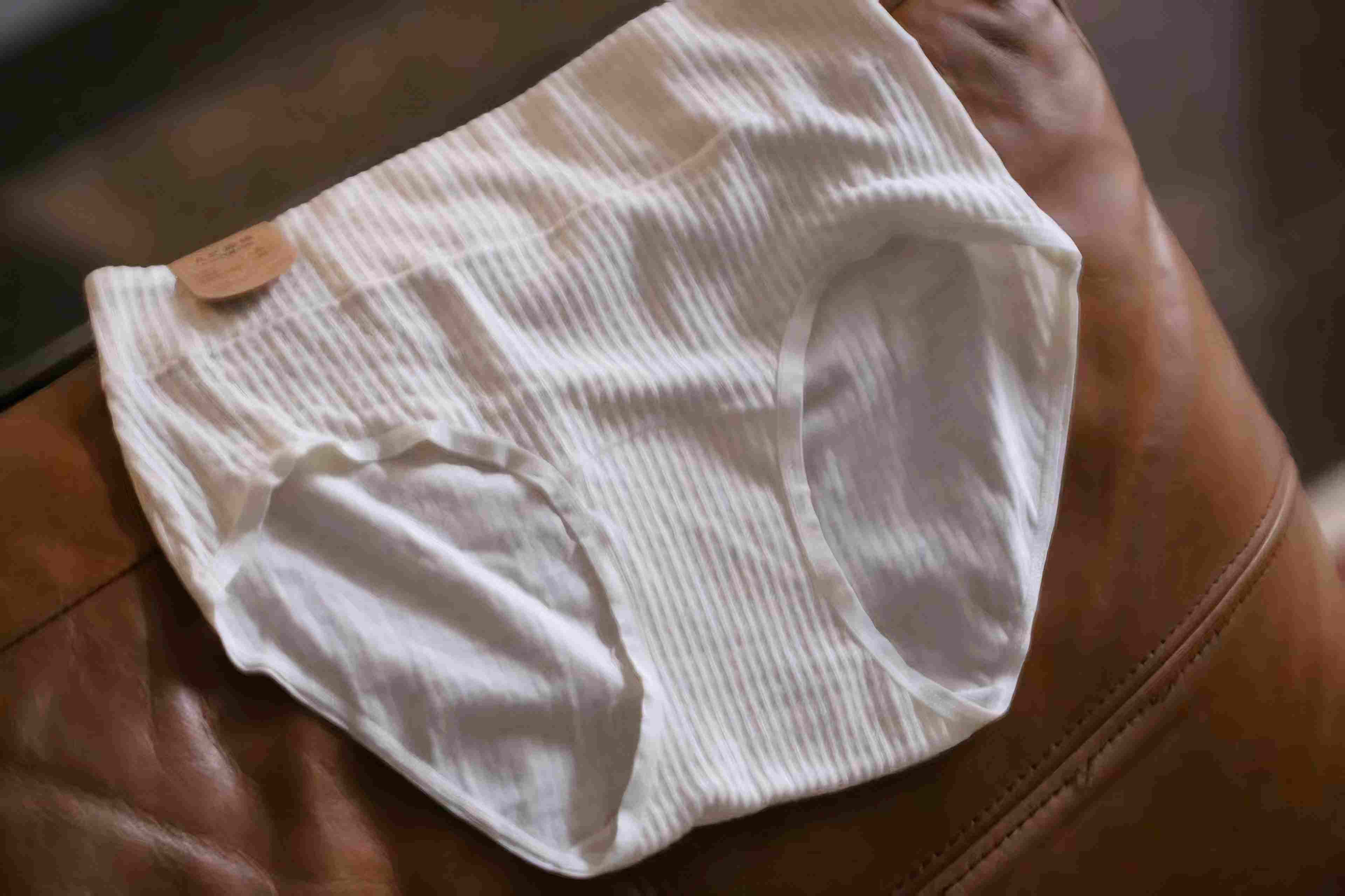 猫太推荐—猫太推荐---7A级A类原棉内裤 裸感无痕内裤 全棉抗菌高腰（4条入）