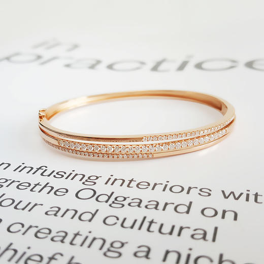 莱绅通灵AU750玫瑰金经典时尚0.980克拉群镶钻石手镯58号（活扣） 231225NJS62 商品图4