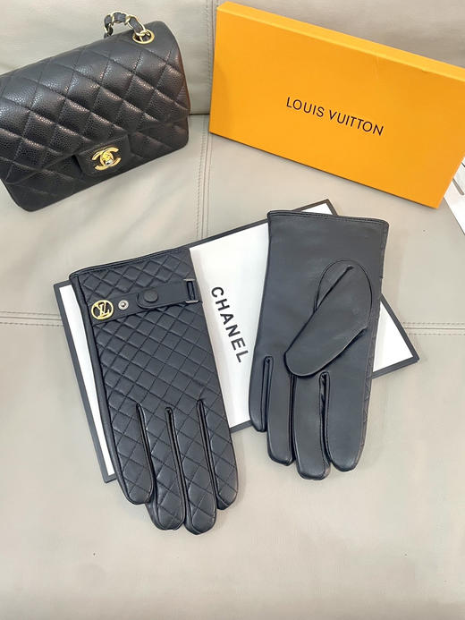 秋冬特惠💰220 LV新款触屏手套 男士手套 高档羊皮手套 商品图4