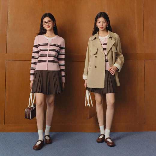 【严选】诗凡黎条纹绞花假两件针织开衫2026春新款可拆卸蝴蝶胸针拼色毛衣7HC430671 商品图1