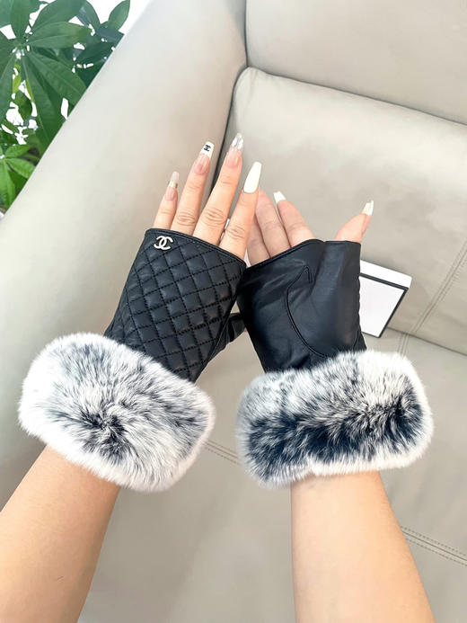 秋冬特惠💰240 香奈儿女士新款高档毛呢短款手套选用进口小羊皮 商品图8