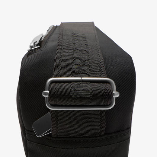 BURBERRY 巴宝莉 男士马术骑士印章奥克尼单肩包 黑色 8111388 A1189 商品图3