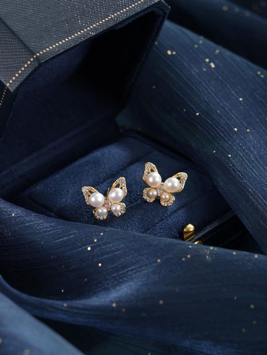 子佩集【蝶舞霓裳】银S925珍珠惜王妃耳钉【SGE0545001】2mm小珠5mm大珠镀金蝴蝶2601 商品图9