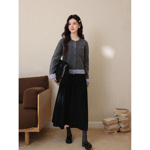 鹿向南「巴黎慢调」复古花灰色长袖毛衣女秋冬撞色设计感针织开衫 商品图1