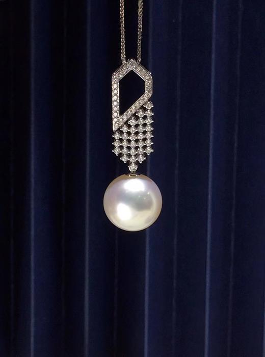 【私席真珠·新年盛宴】18K金镶钻白珍珠吊坠，13-14mm，圆（孤品） 商品图0