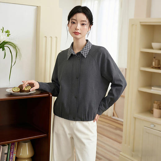 西遇格纹拼接假两件外套女2026年春季新款翻领宽松灰色夹克上衣10260020 商品图3