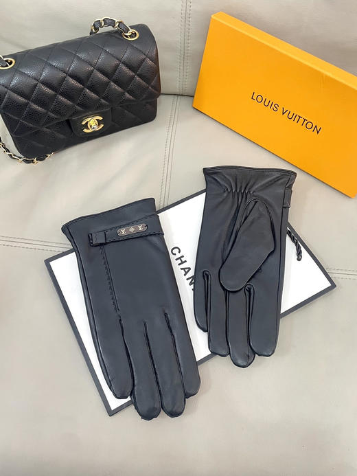 秋冬特惠💰230 LV新款触屏手套 男士手套 高档羊皮手套 商品图3