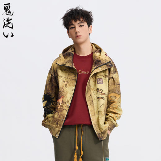 ONIARAI/鬼洗26新品黑标石器时代洞穴画廊满版连帽外套男 A340019 商品图1