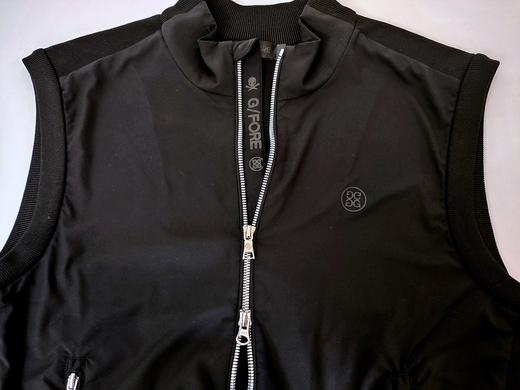 新款男士防风针织拼接拉链背心来啦！本季最新高品质❗️这款全拉链背心为经典单品注入摩登风范。 商品图2