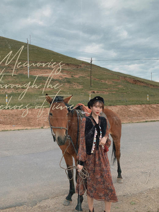 XS码 金蘑菇菇【落日与晚风】蛮特别的v领复古碎花裙中长款连衣裙 商品图3