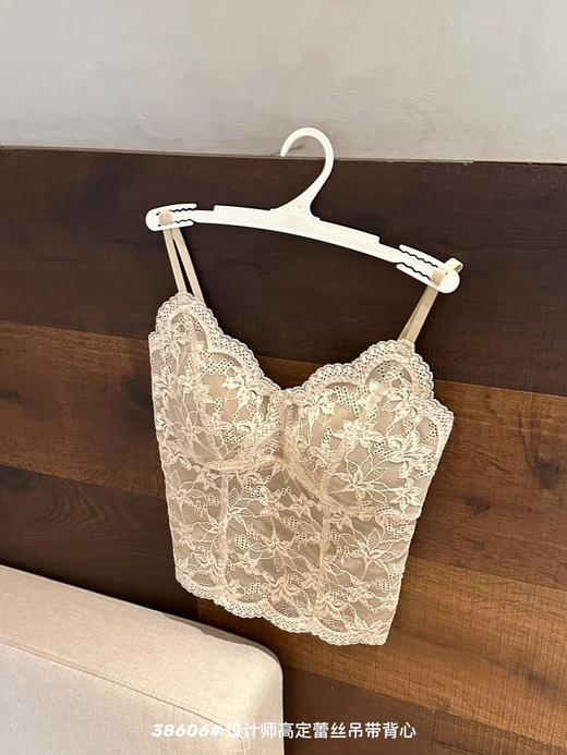 蕾丝吊带背心 商品图3