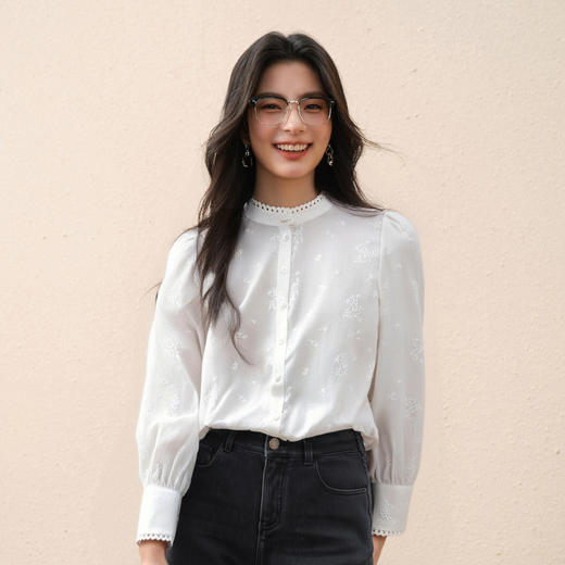 【商场同款】诗凡黎法式刺绣花边衬衫25秋新款纯棉长袖3G8221221 商品图4