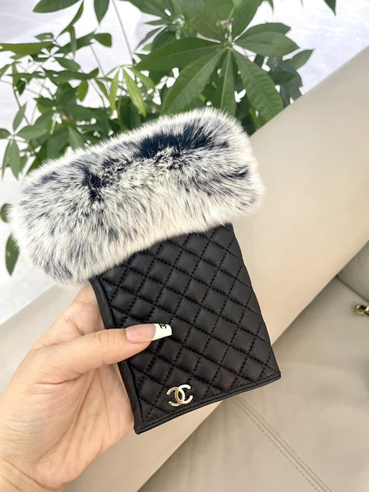 秋冬特惠💰240 香奈儿女士新款高档毛呢短款手套选用进口小羊皮 商品图5