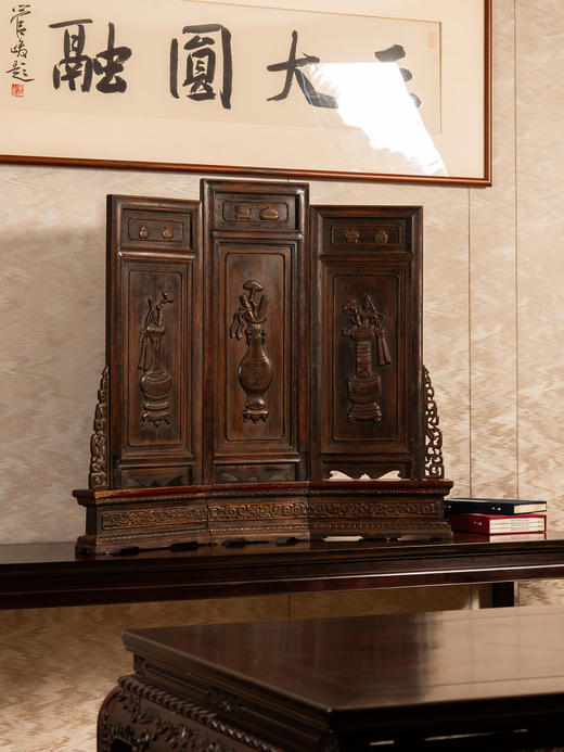 清中期	黄花梨嵌黄杨博古图三扇座屏 商品图4