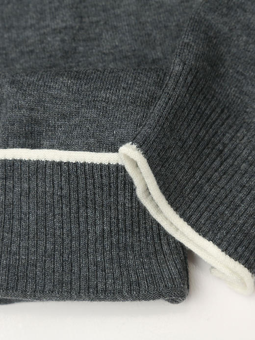 花灰色假两件 V 领针织衫 半高领撞色拼接修身显瘦长袖打底衫 秋冬通勤温柔气质内搭上衣 商品图3