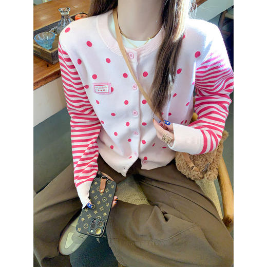 <曾小咸推荐>2.11现货秒杀 ！微信超特价！韩系撞色波点针织开衫 日常209.99 立减120 秒杀89.99！！ 商品图2