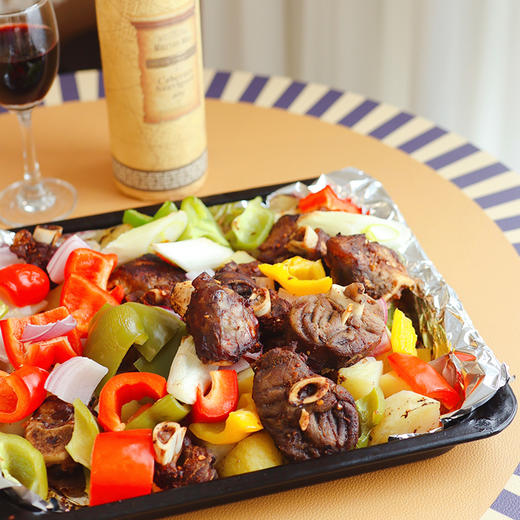 【冬季进补暖身就选它  红烧一锅全家抢着吃】羔羊前腿肉  精选黄金月龄羔羊  0激素0抗生素  肉厚香嫩没膻味  炖、烤、红烧都好吃~ 商品图4