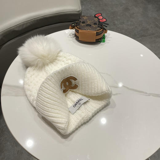 秋冬特惠💰180 香奈儿针织帽，菠萝纹理设计，金色双C标志点缀 商品图8