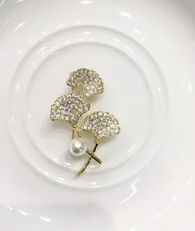 【私席真珠·新年盛宴】AKOYA胸针 合金镶嵌锆石7-8mm 近圆