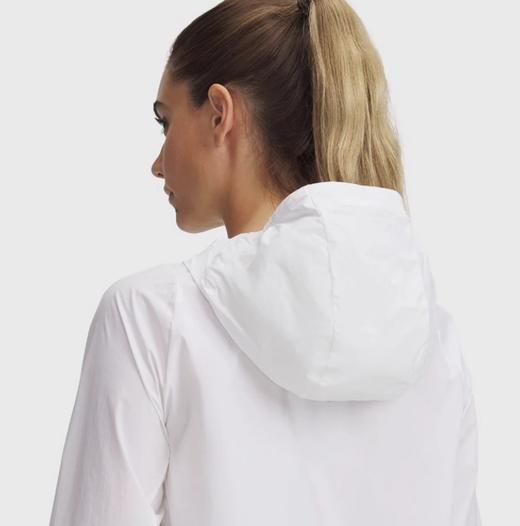 【五一尖货限时专享】
安德玛女子UA LAUNCH轻质夹克1381881-101 商品图4