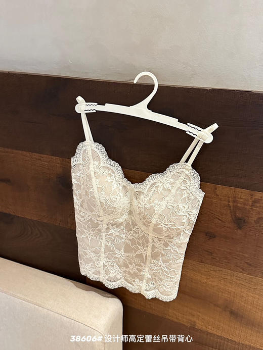 蕾丝吊带背心 商品图5