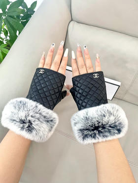 秋冬特惠💰240 香奈儿女士新款高档毛呢短款手套选用进口小羊皮