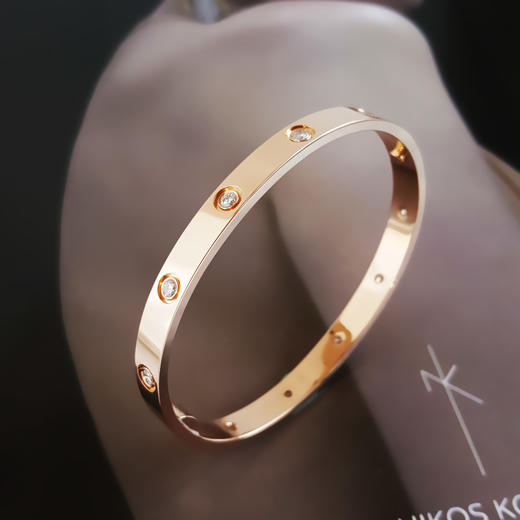 AU750玫瑰金高定经典时尚十钻LOVE定制款群镶钻石手镯18号（皆取最大值）251225NJS26 商品图4