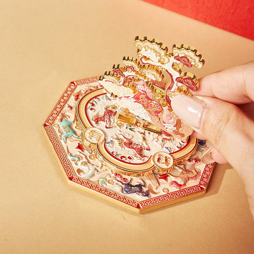 大英博物馆 马年系列 马上有钱 金属旋转摆件冰箱贴 商品图3