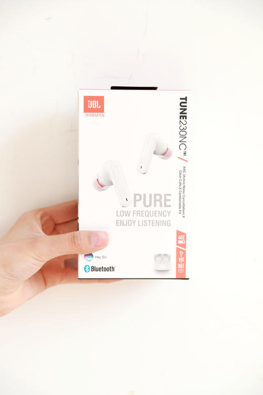 入耳式蓝牙耳机，二代目公司货。原盒品相自降噪运动耳机E010666 商品图10