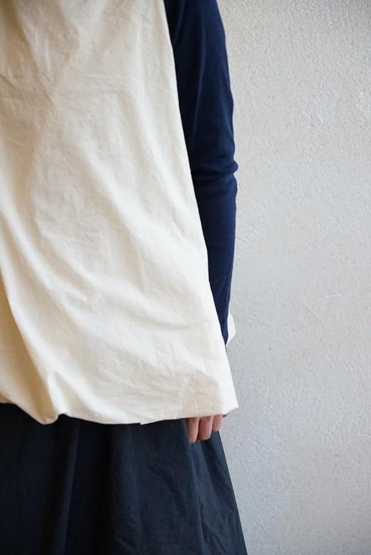 apuntob 米白背心上衣 商品图6