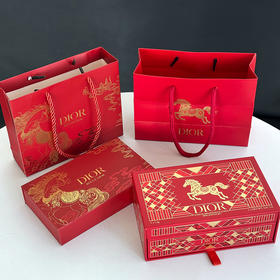 【Dior迪奥马年限定礼盒·中样口红】丝绒款和漆光款可选，一步拥有热门色号