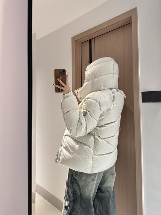 【体验无断层】MONCLER 蒙口 x  ALYX 1017 联名款  宋茜同款 羽绒服 年度最爱   真的谁穿谁好看🦢 这个银灰色真的好特别好气质！ 商品图3