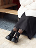 【轻松get大长腿  拿捏酷飒感】厚底马丁靴  经典黑色不过时  百搭时髦 配短裙、半身裙、牛仔裤都很酷  厚底拉长双腿线条  超显腿细腿长~ 商品缩略图2