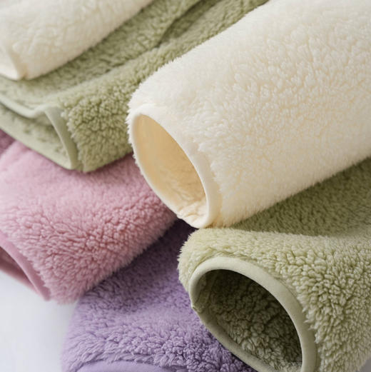 女士长绒摇粒绒保暖连帽外套 商品图10