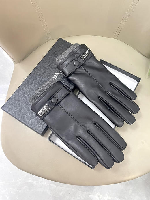 秋冬特惠💰240 普拉达新款触屏手套 男士手套 高档羊皮手套 商品图1