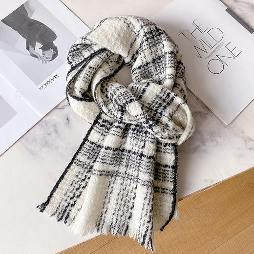 丁摩 100%羊毛格子围巾180*30女冬季黑白色格子羊绒针织高档围脖5ZF-296 商品图1