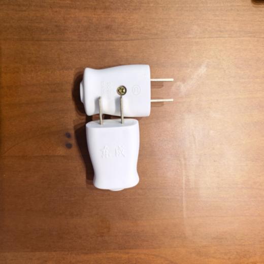 【HT】	单相两极插头	GNT-10L 10A	个 商品图0