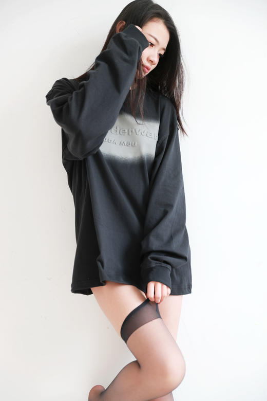 反光涂层字母tee，浮雕大印花工艺。水洗做旧宽松圆领长袖E010668 商品图9