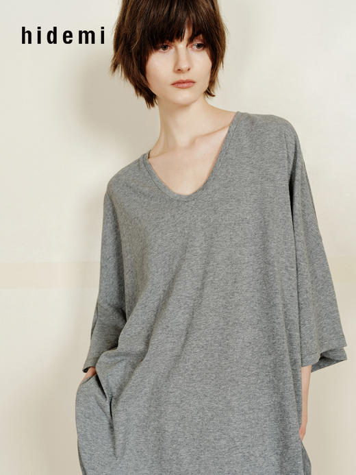 hidemi副线小h 简约U领松弛宽松T恤上衣 商品图5