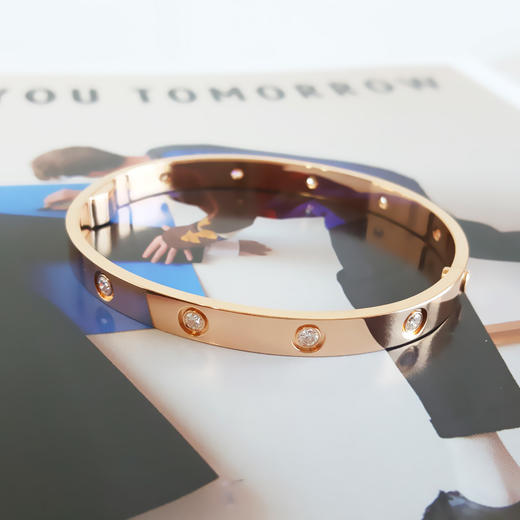 AU750玫瑰金高定经典时尚十钻LOVE定制款群镶钻石手镯18号（皆取最大值）251225NJS26 商品图3