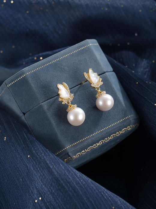 子佩集【蝶梦星河】银S925珍珠惜王妃耳钉【MLEH017】9.5mm珠镀金白贝母蝴蝶2601 商品图4