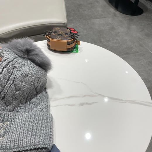 秋冬特惠💰180 LV针织帽，经典麻花编织设计 商品图5