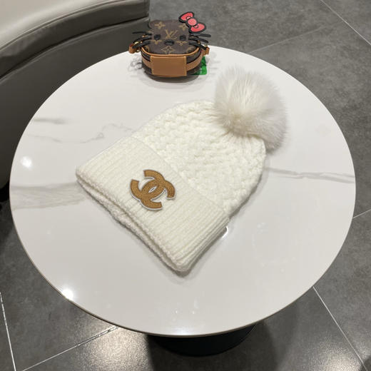 秋冬特惠💰180 香奈儿针织帽，菠萝纹理设计，金色双C标志点缀 商品图1