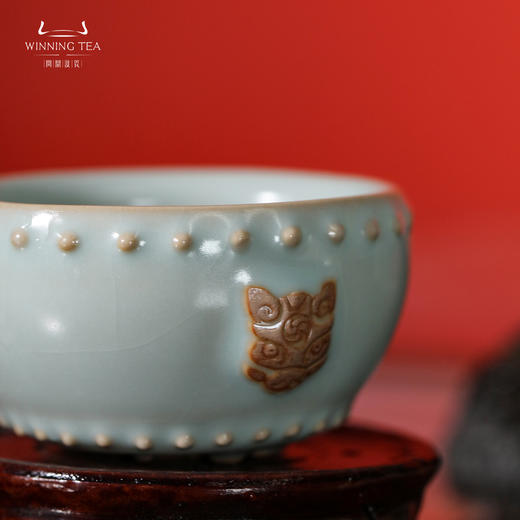 问鼎鼎峰系列天青猪首战鼓杯 商品图2