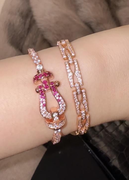 GAONAS  时尚潮流锁扣设计金色手链11649SRG 商品图3