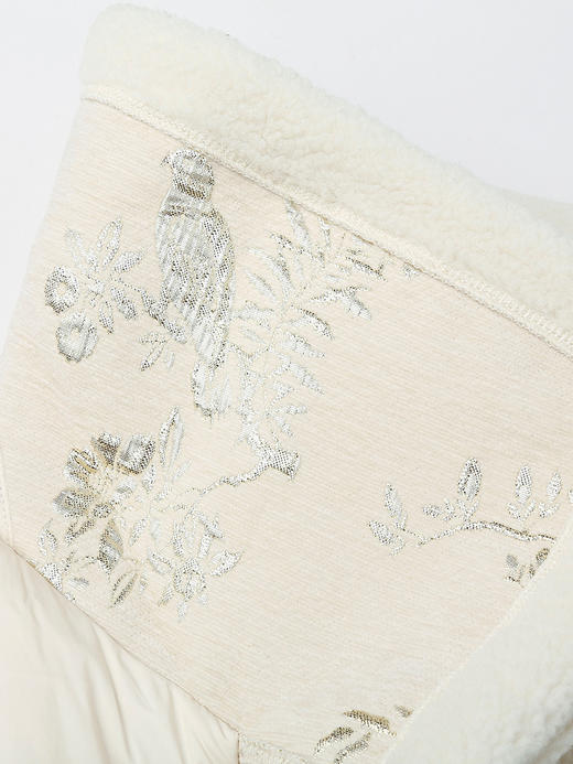 奶白色拼接羊羔毛翻领羽绒服 盘扣抽绳装饰绗缝宽松廓形保暖显瘦秋冬温柔国风气质通勤外套 商品图2