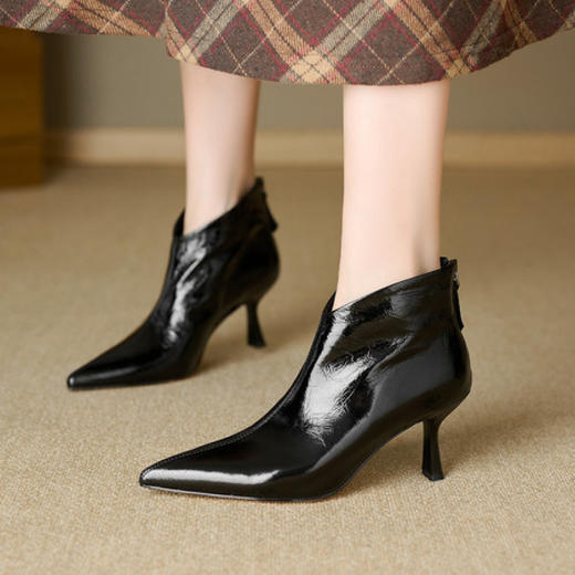 【预售5天】气质高跟短靴新款真皮尖头细跟后拉链瘦瘦靴YC-600 商品图2