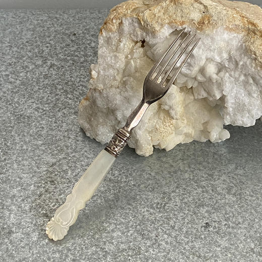 欧洲雕花贝母古董餐叉 圈口纯银➕叉子镀银 X1444 商品图4