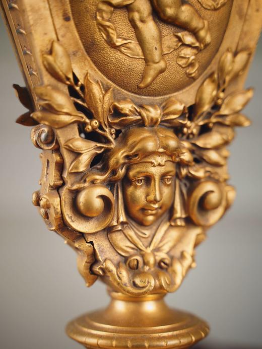独角鹿西洋古董19世纪末法国出品古典天使与神兽主题铜鎏金精雕花瓶 商品图6