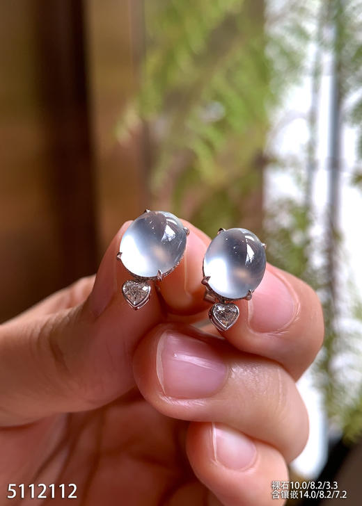 5112112，蛋面耳钉。具体价格微信咨询 商品图3
